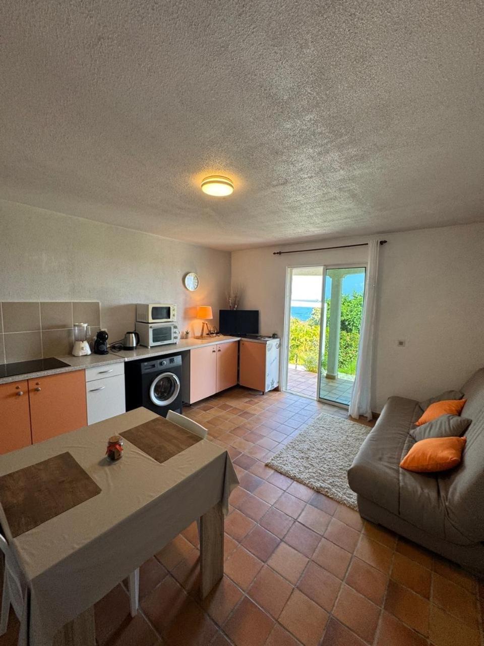 Villa Fleurie Le Moule Exteriör bild